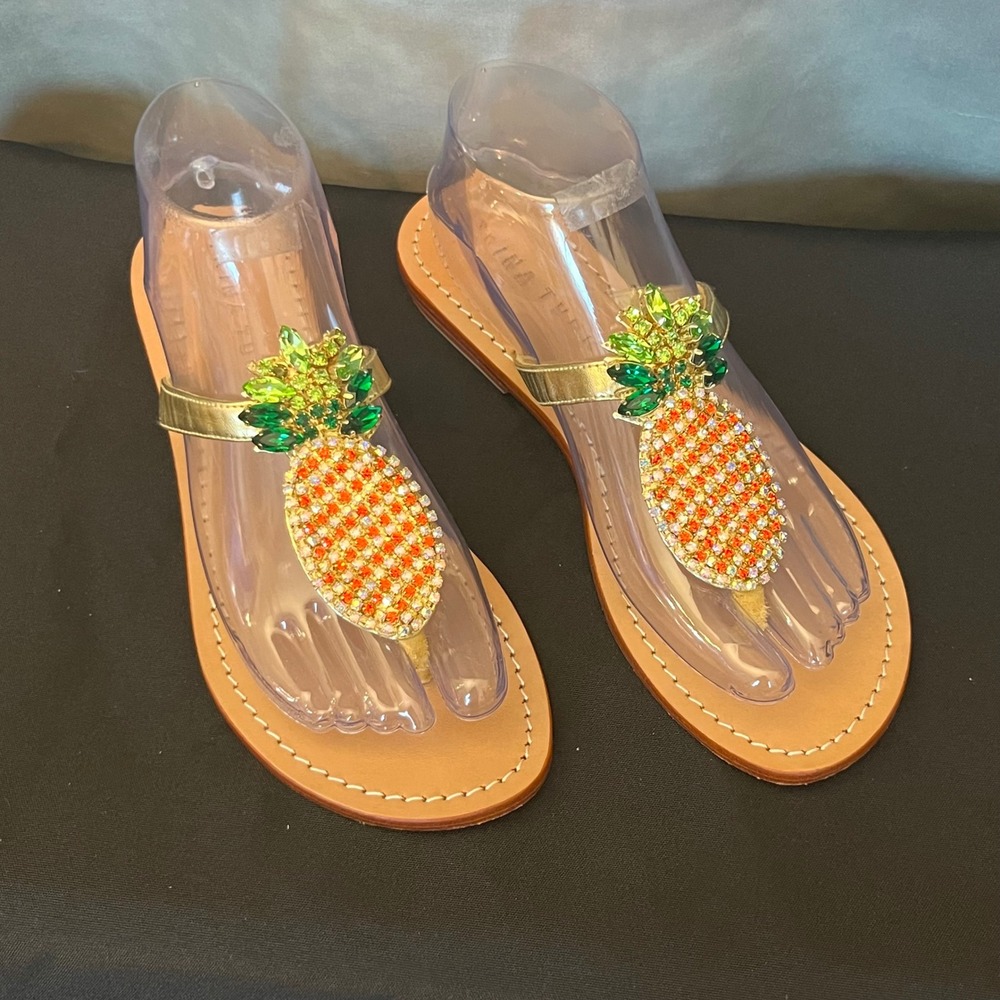 Trina Turk Womens Gold Pineapple Rhinestone Embellished Thong Sandals Size 7